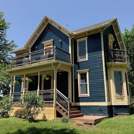 Netherfield Natural Farm Fontana Exterior photo